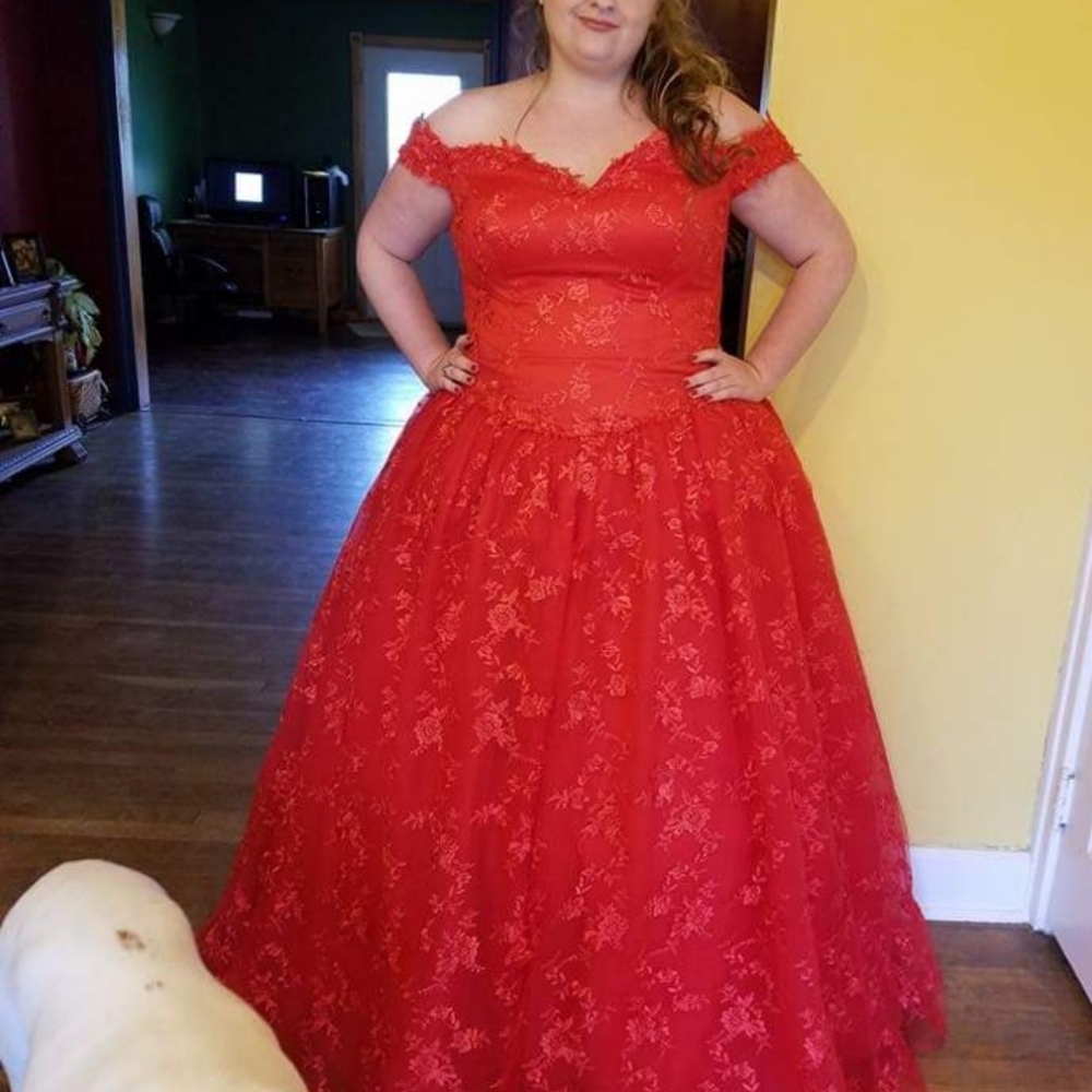 Red Prom Dress - Picture 3 of 4